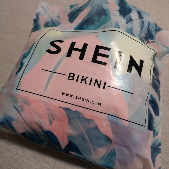 SHEIN Bandeau Bikini - Picture 3 of 10